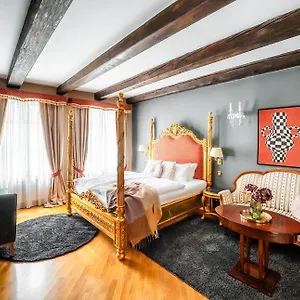  Szálloda Nosticova Heritage